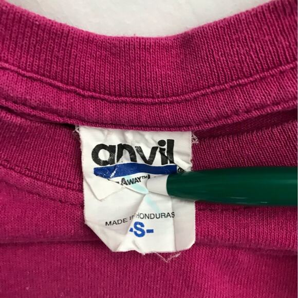 Vintage Marilyn Monroe “invisible crown” fuschia magenta anvil t-shirt sz small - Picture 4 of 4